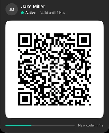 The member's card in the app: an active membership, the check-in code, and a new code in 4 seconds.